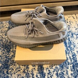 Adidas YZY 350 V2 in Gray and Cream